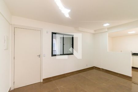 Sala de apartamento para alugar com 2 quartos, 49m² em Parque Savoy City, São Paulo