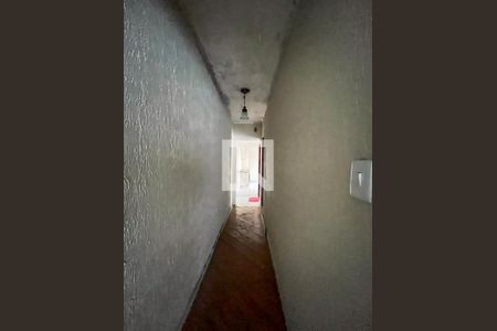Corredor de casa para alugar com 2 quartos, 120m² em Vila Brasilina, São Paulo