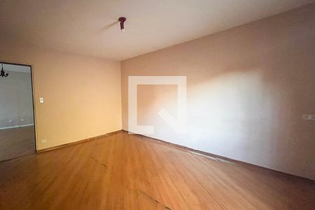 Quarto 1 de casa para alugar com 2 quartos, 120m² em Vila Brasilina, São Paulo