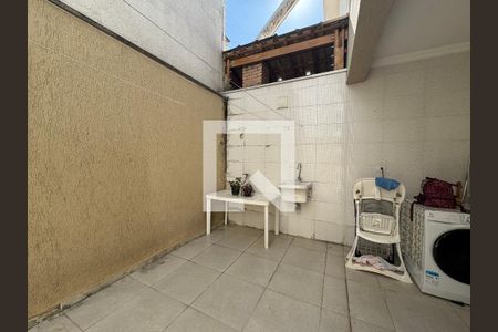 Área de Serviço de casa à venda com 3 quartos, 140m² em Umuarama, Osasco