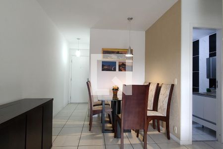 Sala de apartamento para alugar com 2 quartos, 63m² em Barra da Tijuca, Rio de Janeiro