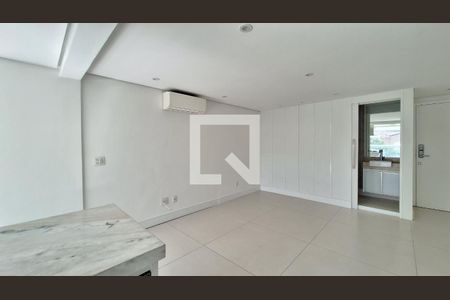 Sala/Cozinha de apartamento à venda com 2 quartos, 104m² em Pompeia, São Paulo