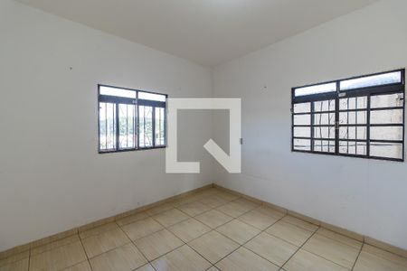 Quarto 1 de casa para alugar com 2 quartos, 73m² em Culvia, Belo Horizonte