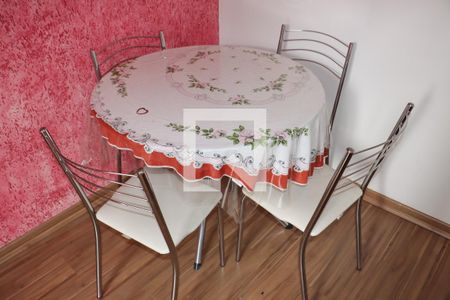Sala de apartamento para alugar com 2 quartos, 47m² em Jardim Central, Cotia