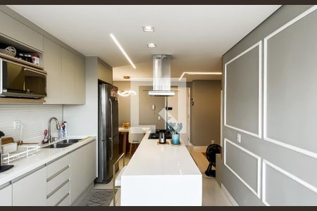 Cozinha /área de serviço  de apartamento à venda com 2 quartos, 50m² em Vila Ré, São Paulo