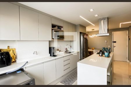 Cozinha /área de serviço  de apartamento à venda com 2 quartos, 50m² em Vila Ré, São Paulo