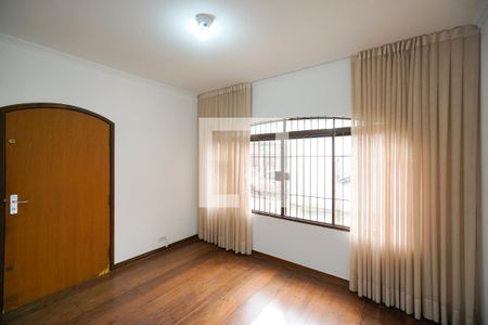 Sala de estar de casa para alugar com 3 quartos, 200m² em Vila Gomes Cardim, São Paulo