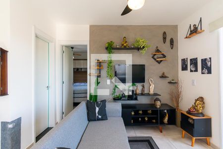 Sala de casa de condomínio à venda com 1 quarto, 44m² em Vila Paulo Silas, São Paulo
