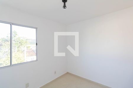 Quarto 2 de apartamento para alugar com 2 quartos, 61m² em Guaratiba, Rio de Janeiro