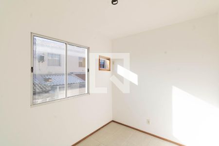 Quarto 1 de apartamento para alugar com 2 quartos, 61m² em Guaratiba, Rio de Janeiro