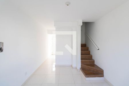 Sala de apartamento para alugar com 2 quartos, 61m² em Guaratiba, Rio de Janeiro