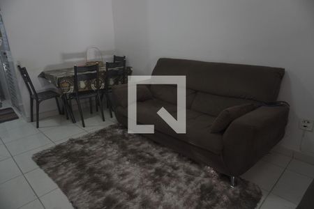 Casa de Condomínio à venda com 2 quartos, 65m² em Itaquera, São Paulo