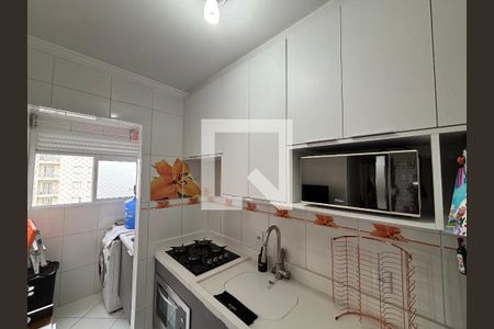 Cozinha de apartamento à venda com 2 quartos, 49m² em Jardim Cotinha, São Paulo