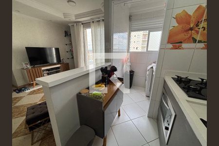 Cozinha de apartamento à venda com 2 quartos, 49m² em Jardim Cotinha, São Paulo