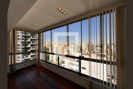 Apartamento à venda com 4 quartos, 161m² em Vila Suzana, São Paulo