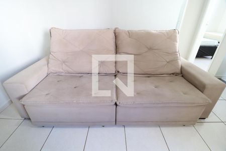 Sala de apartamento para alugar com 2 quartos, 47m² em Gávea, Uberlândia
