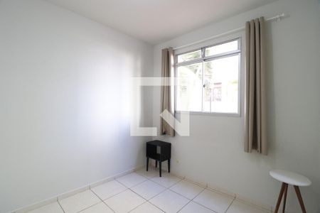 Quarto 1 de apartamento para alugar com 2 quartos, 47m² em Gávea, Uberlândia