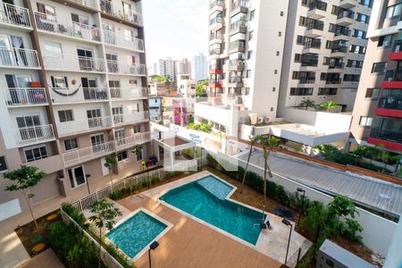 Vista da Sacada da Sala/Cozinha de apartamento para alugar com 1 quarto, 29m² em Planalto Paulista, São Paulo
