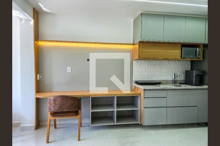 Sala de apartamento para alugar com 1 quarto, 30m² em Higienópolis, São Paulo