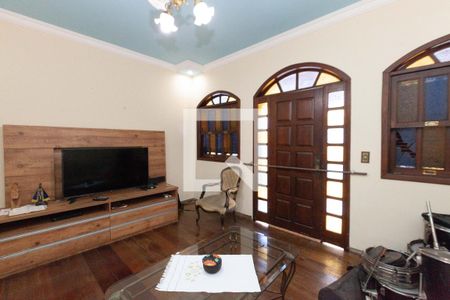 Casa à venda com 5 quartos, 360m² em Amazonas, Contagem