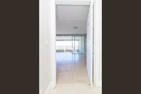 Hall Privativo de apartamento para alugar com 3 quartos, 180m² em Campo Belo, São Paulo