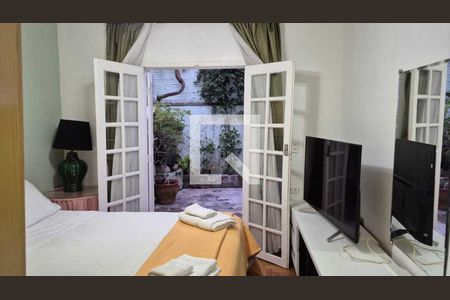 Quarto de casa para alugar com 2 quartos, 70m² em Jardim Oriental, São Paulo