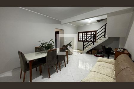 Sala de Jantar de casa à venda com 3 quartos, 320m² em Parque Oratório, Santo André