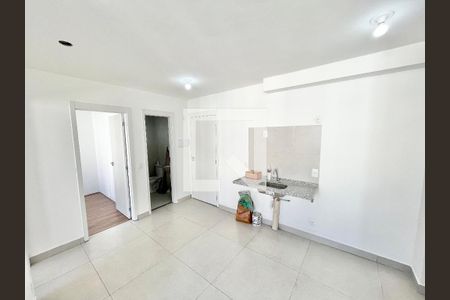 Sala/Cozinha de apartamento para alugar com 2 quartos, 35m² em Limão, São Paulo