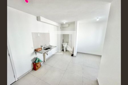 Sala/Cozinha de apartamento para alugar com 2 quartos, 35m² em Limão, São Paulo