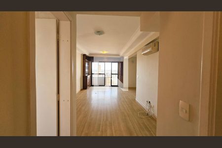 Apartamento para alugar com 3 quartos, 226m² em Anhangabaú, Jundiaí