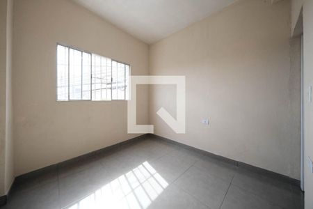 Quarto 2 de casa para alugar com 2 quartos, 40m² em Jardim de Lorenzo, São Paulo