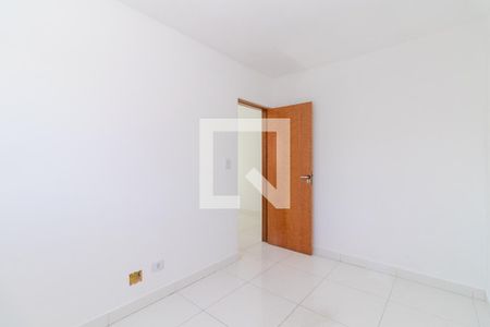 Quarto 1 de apartamento para alugar com 2 quartos, 48m² em Vila Sao Geraldo, São Paulo