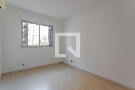 Quarto 2 de apartamento para alugar com 2 quartos, 59m² em Jardim Carvalho, Porto Alegre