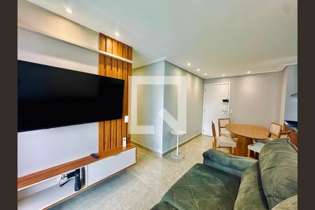 Sala de apartamento para alugar com 2 quartos, 66m² em Picanço, Guarulhos
