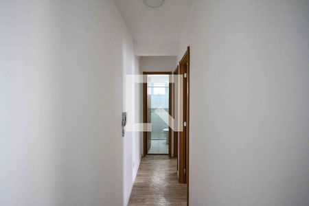 Corredor de apartamento para alugar com 2 quartos, 47m² em Jardim Nove de Julho, São Paulo