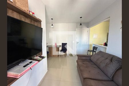 Sala de apartamento para alugar com 2 quartos, 60m² em Parque Viana, Barueri