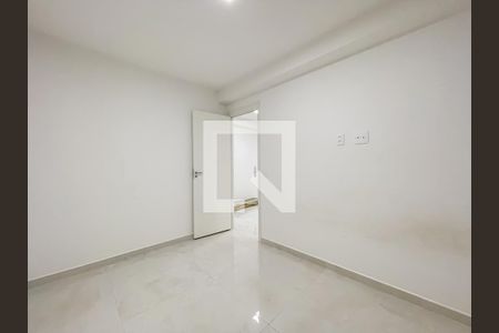 Quarto 1 de apartamento para alugar com 2 quartos, 37m² em Metalúrgicos, Osasco