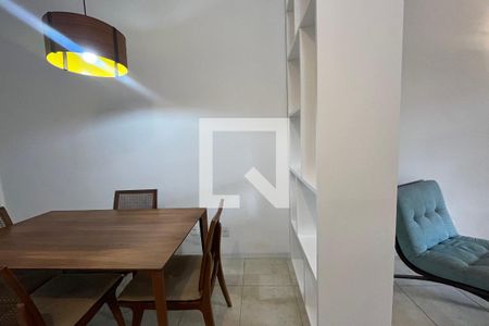 Sala  de apartamento para alugar com 1 quarto, 70m² em Leblon, Rio de Janeiro