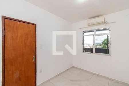 Quarto 2 de casa para alugar com 2 quartos, 60m² em Irajá, Rio de Janeiro