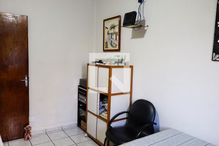 Quarto 1 de casa à venda com 4 quartos, 119m² em Km 18, Osasco