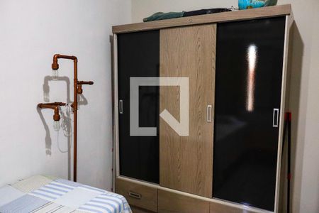Quarto 2 de casa à venda com 4 quartos, 119m² em Km 18, Osasco
