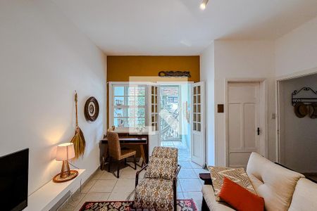 Sala de casa de condomínio para alugar com 3 quartos, 97m² em Vila Mariana, São Paulo