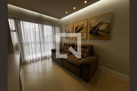 Sala de apartamento para alugar com 3 quartos, 76m² em Vila Campo Grande, São Paulo