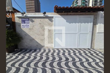 Fachada de casa para alugar com 2 quartos, 115m² em Vila Tupi, Praia Grande