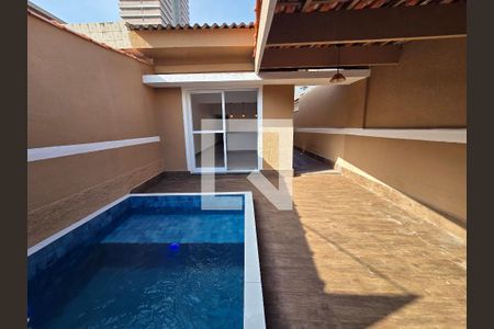 Piscina de casa para alugar com 2 quartos, 115m² em Vila Tupi, Praia Grande