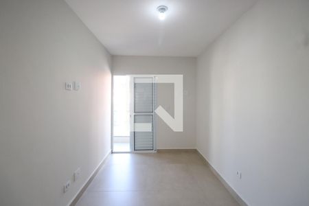Quarto 1 de casa para alugar com 2 quartos, 50m² em Vila Esperança, São Paulo