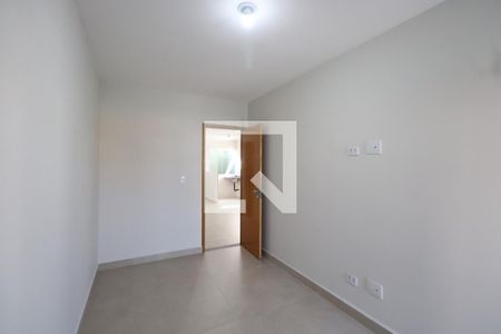 Quarto 1 de casa para alugar com 2 quartos, 50m² em Vila Esperança, São Paulo