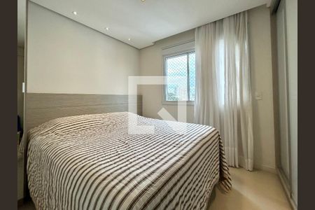 Suíte de apartamento para alugar com 2 quartos, 66m² em Estreito, Florianópolis