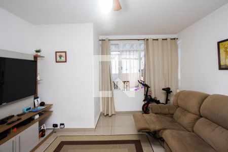 Casa à venda com 4 quartos, 126m² em Jardim Mirante, São Paulo