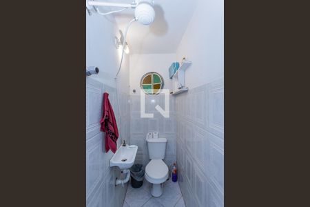 Banheiro suite de casa à venda com 3 quartos, 150m² em Vila Itaberaba, São Paulo